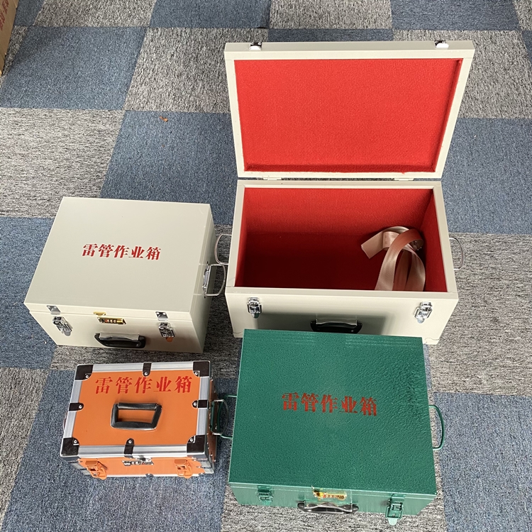 广南爆破工程作业箱如何选择？玻璃钢与传统材质的全面对比